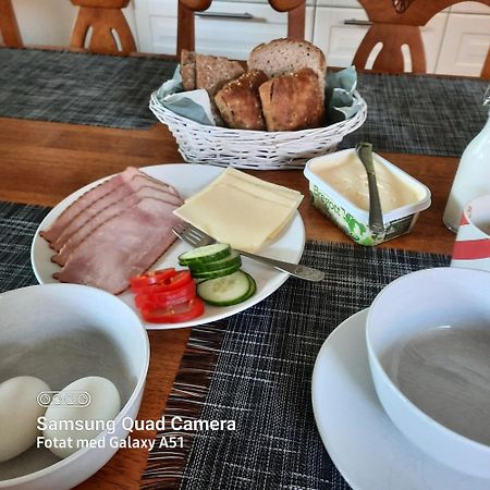 Naturnaera Dubbelrum B&B I Uppsala Ramstalund Ngoại thất bức ảnh